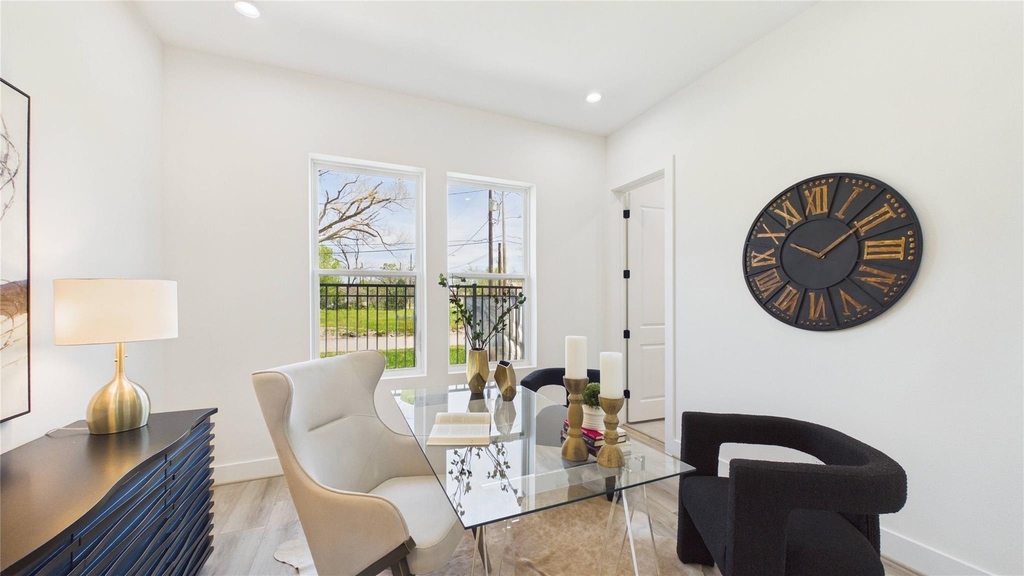 2421 Harrington Street - Photo 10