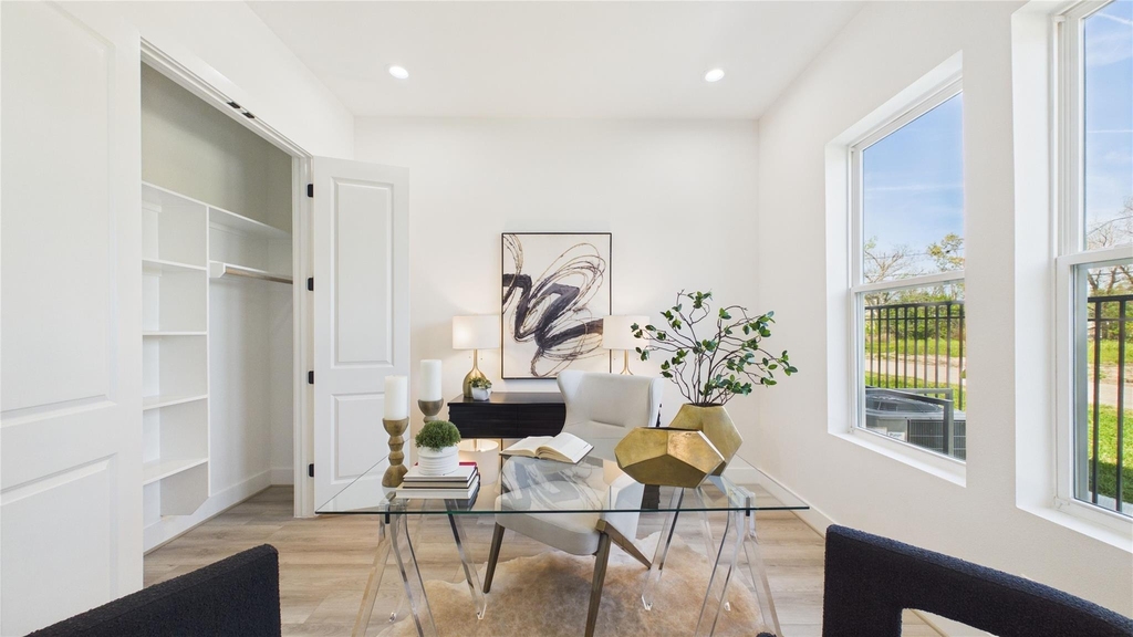 2421 Harrington Street - Photo 12