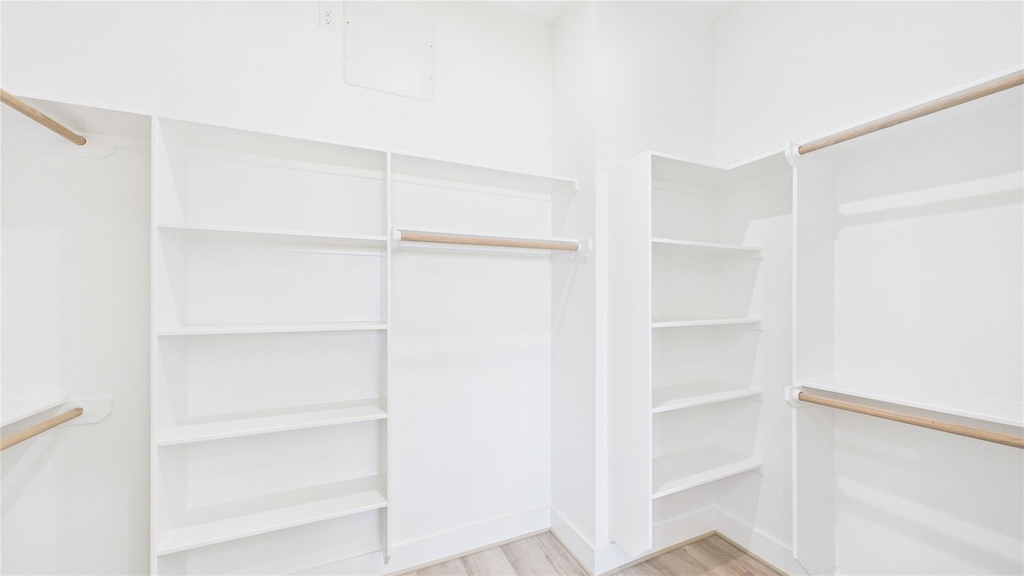 2421 Harrington Street - Photo 48