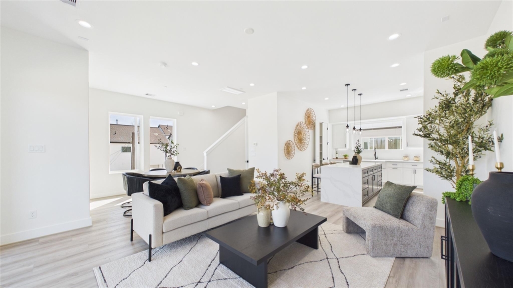 2421 Harrington Street - Photo 23