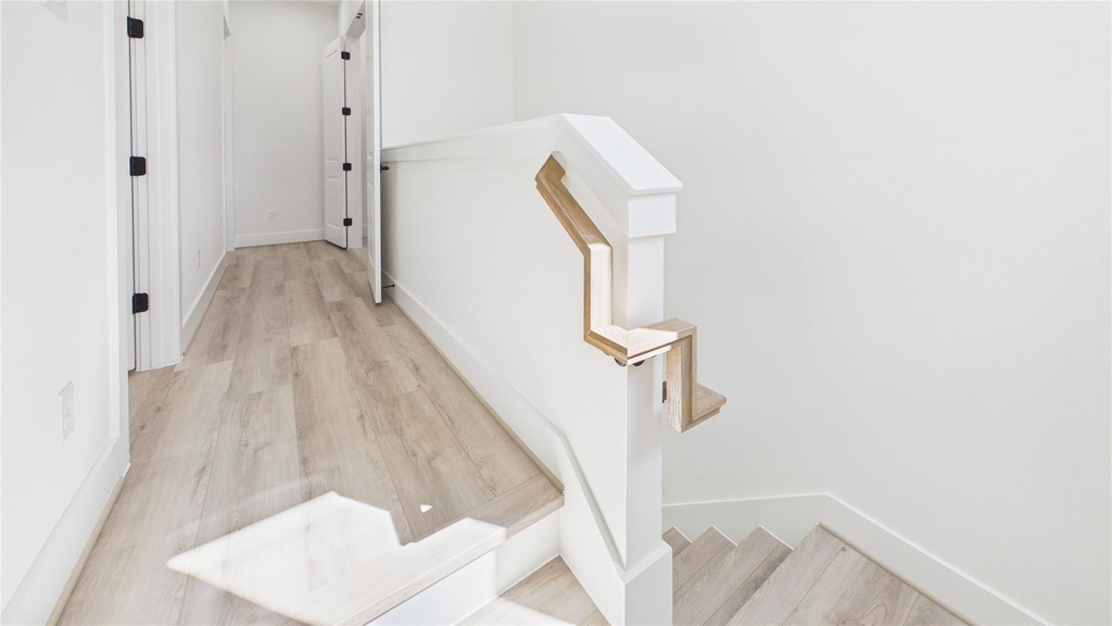 2421 Harrington Street - Photo 39