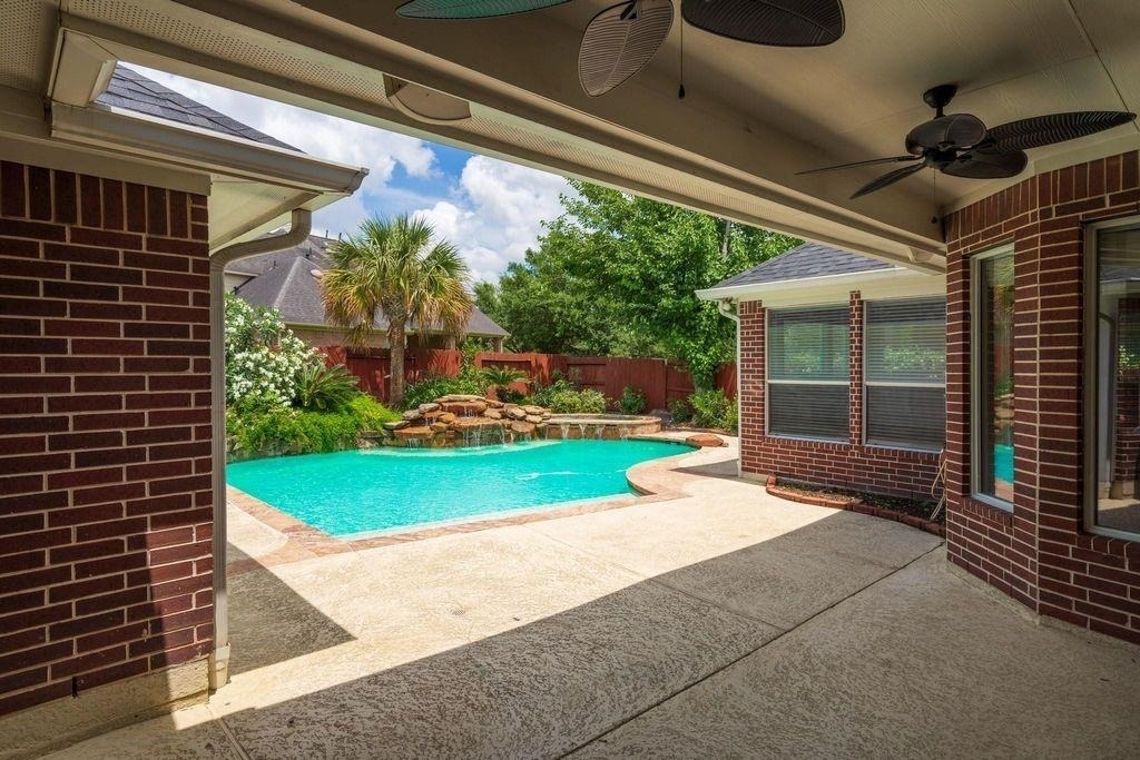 12406 Santiago Cove Lane - Photo 32