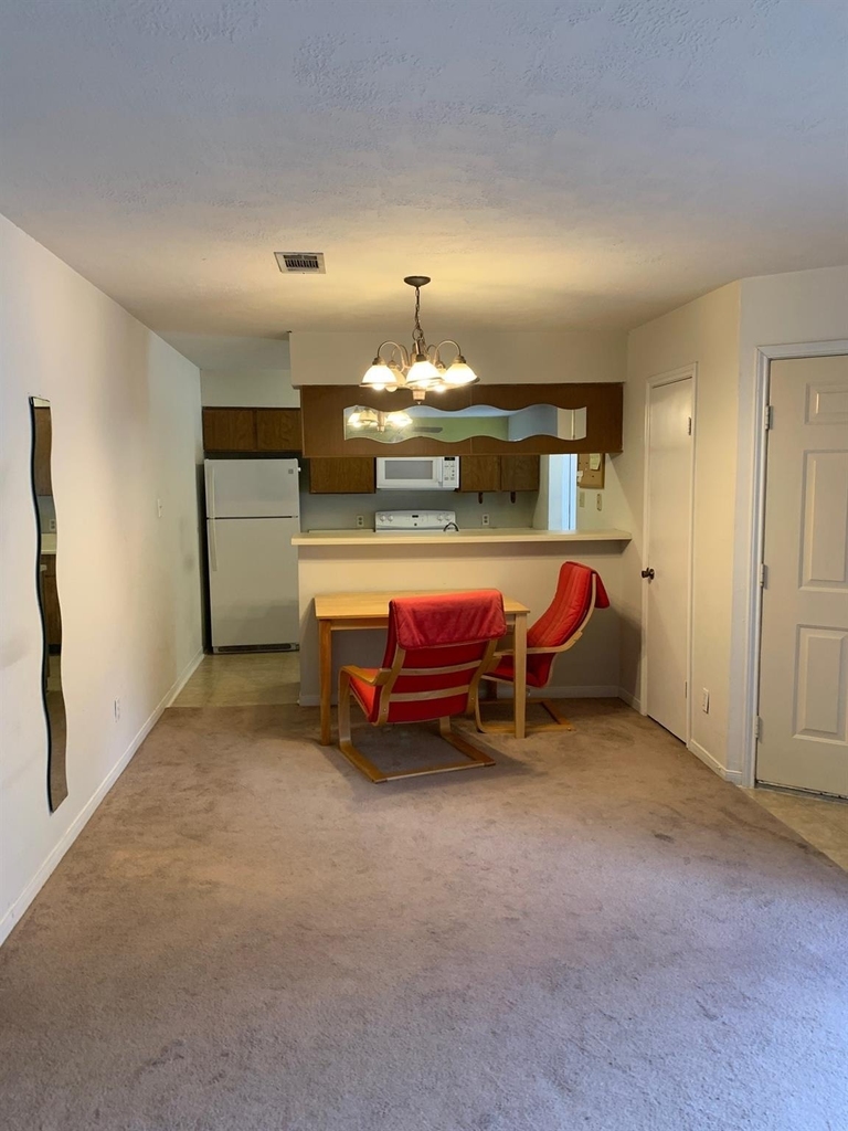 2401 Sycamore Avenue - Photo 8