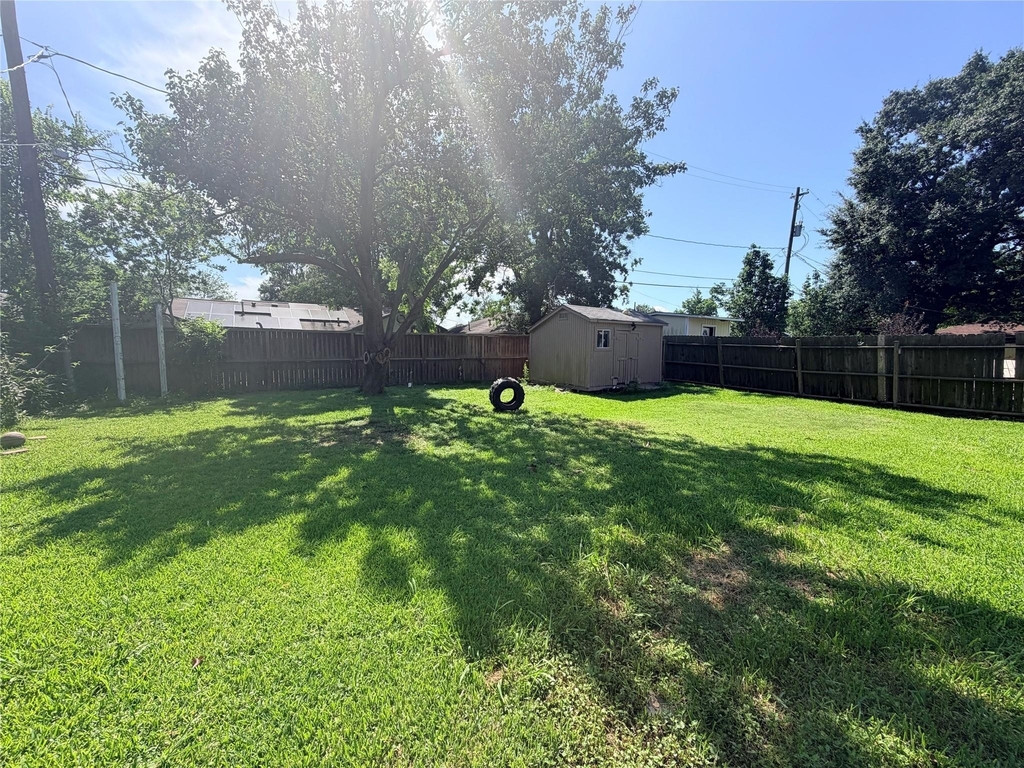 2217 Basket Street - Photo 13