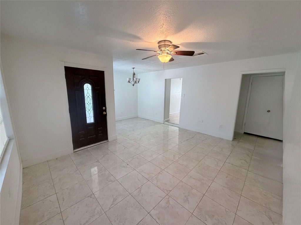 2217 Basket Street - Photo 2