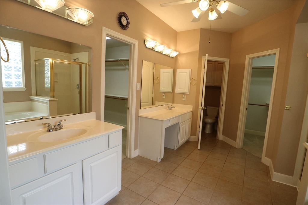 1215 Pelican Hill Court - Photo 9