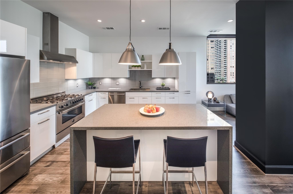 1211 Caroline Street - Photo 18