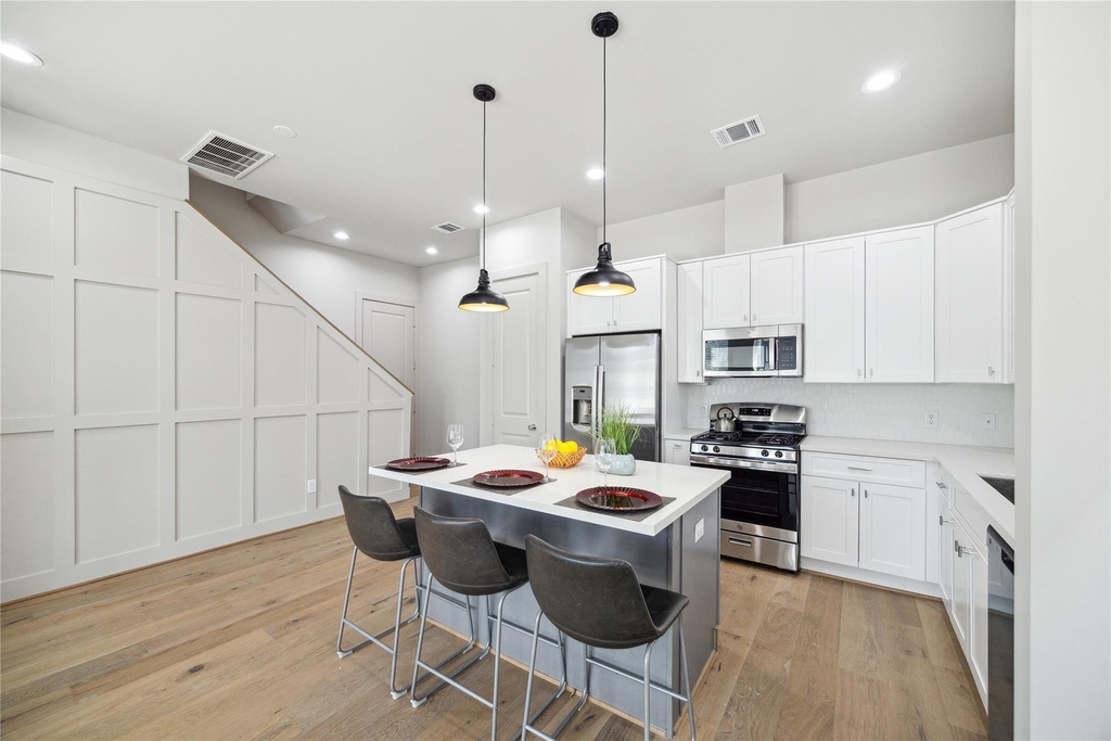 5237 Hillman Street - Photo 7