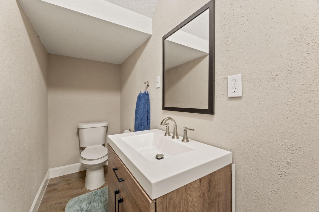 9200 W Bellfort Street - Photo 10