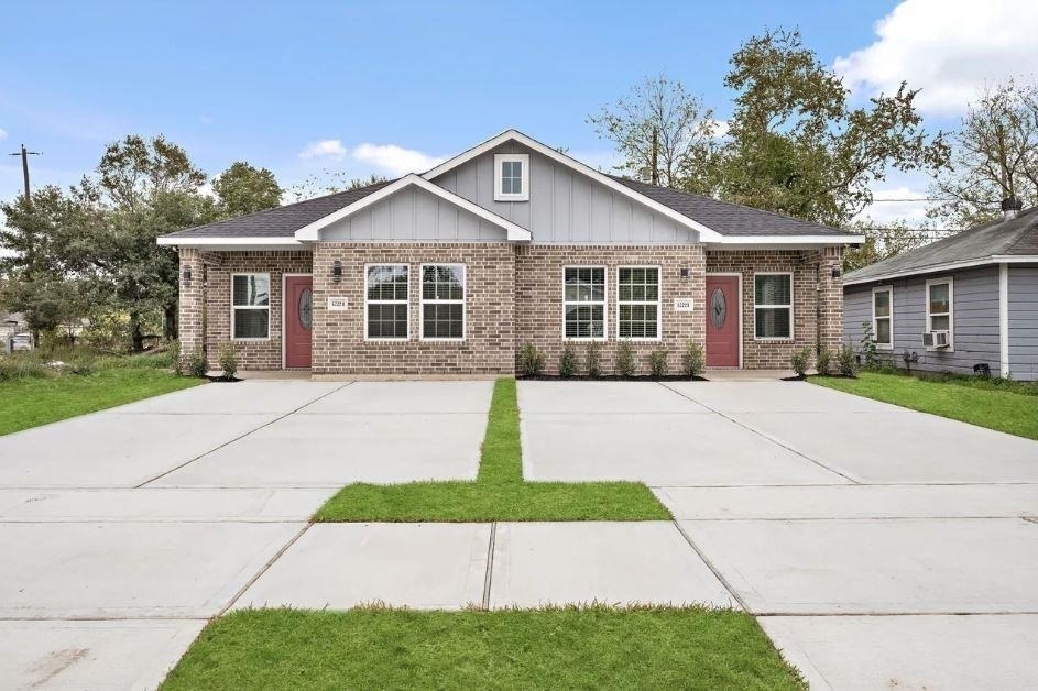 5222 Bataan Road - Photo 2