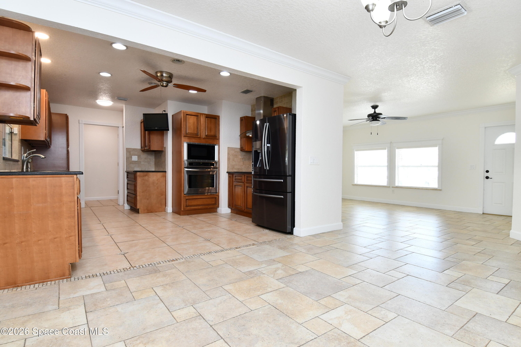 2185 Acacia Street Ne - Photo 3