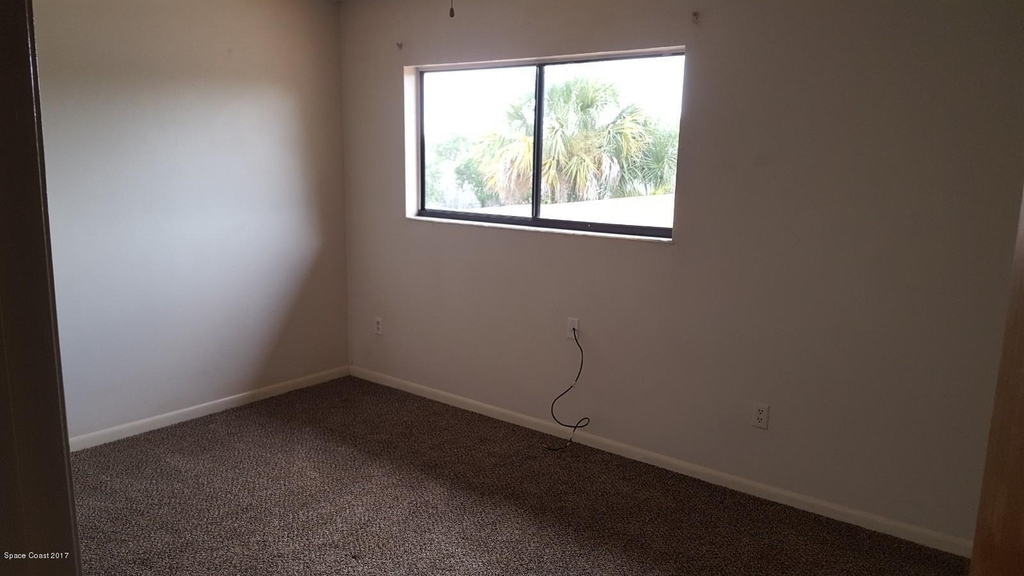 292 W Towne Place - Photo 5