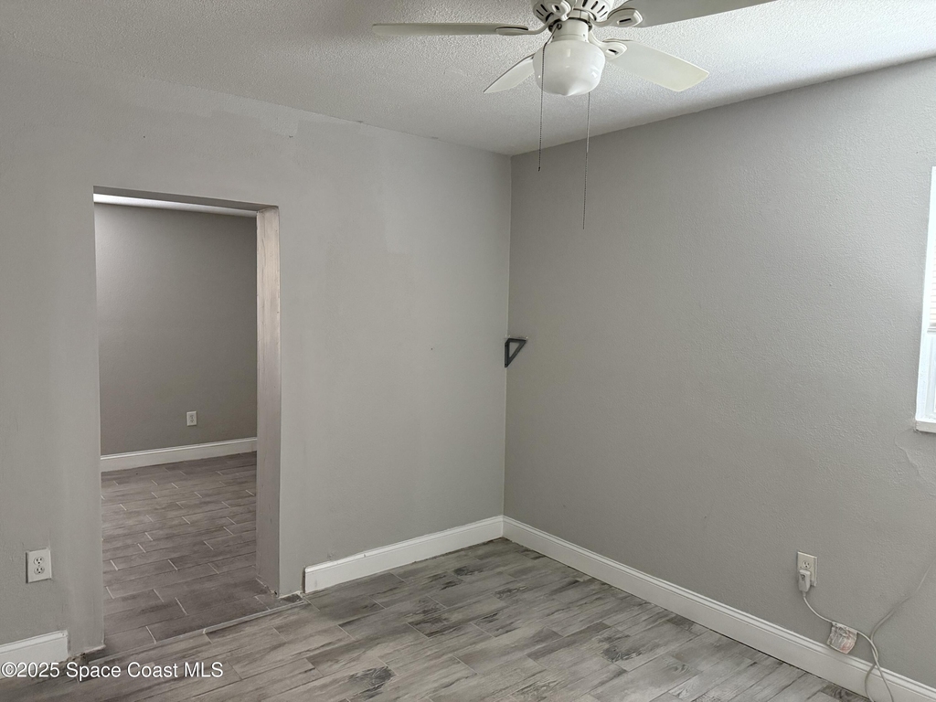 2806 Tropic Road - Photo 3