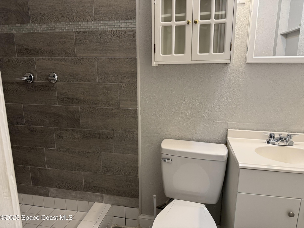 2806 Tropic Road - Photo 4