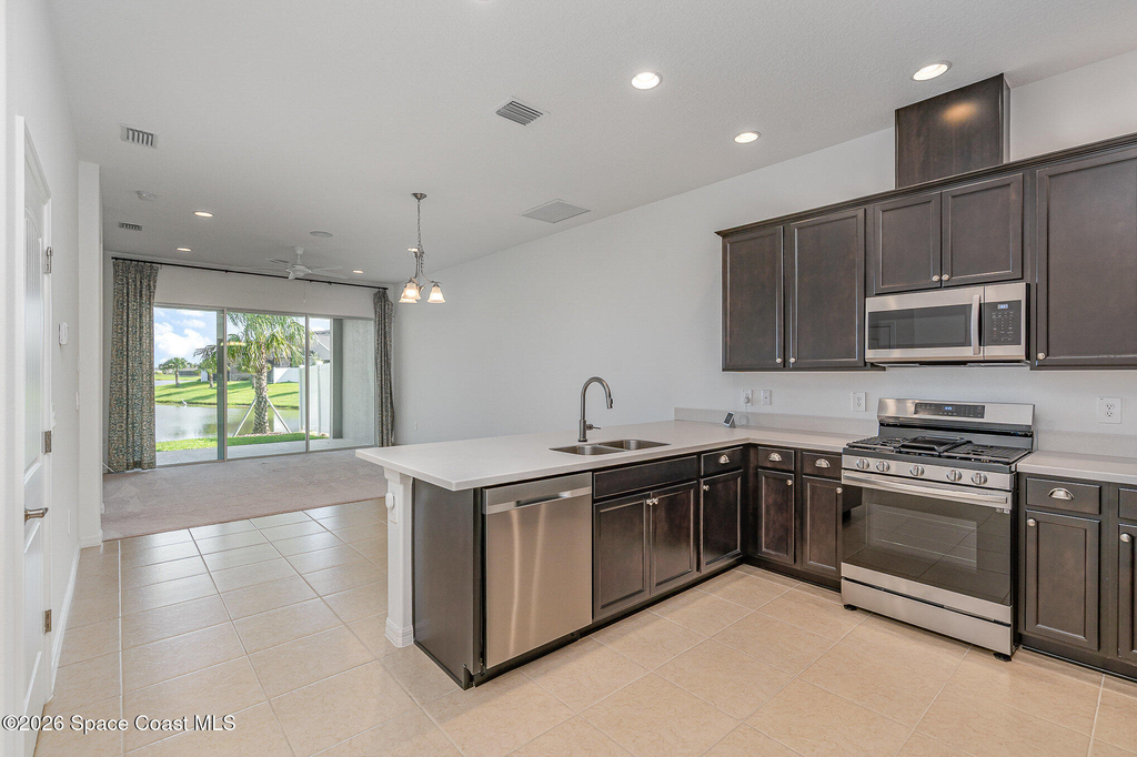 2688 Avalonia Drive - Photo 6
