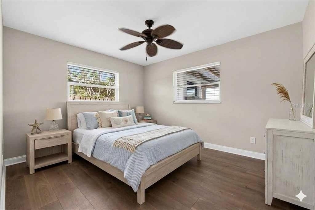 4200 Beach Drive Se - Photo 9