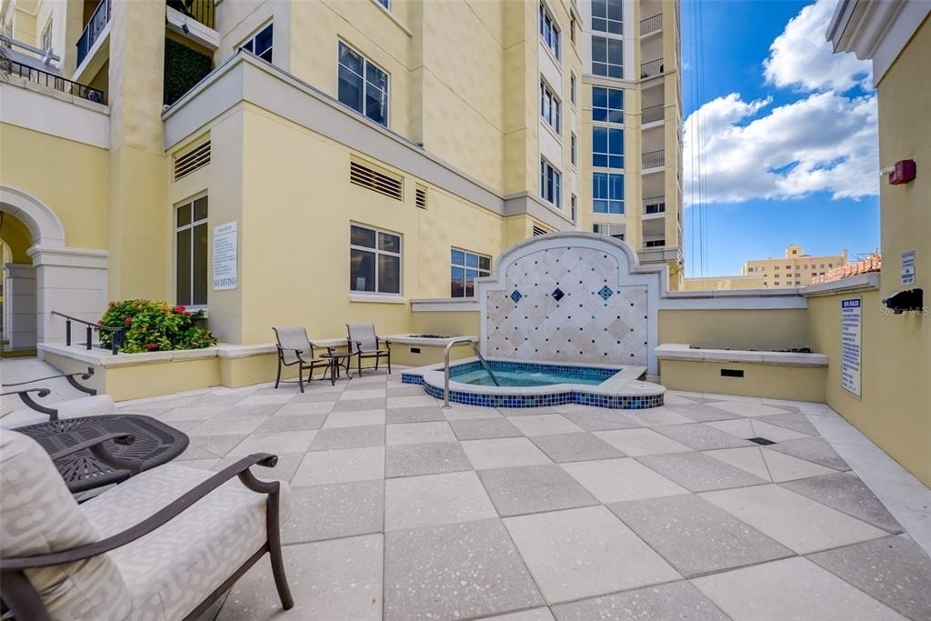 300 Beach Drive Ne - Photo 45