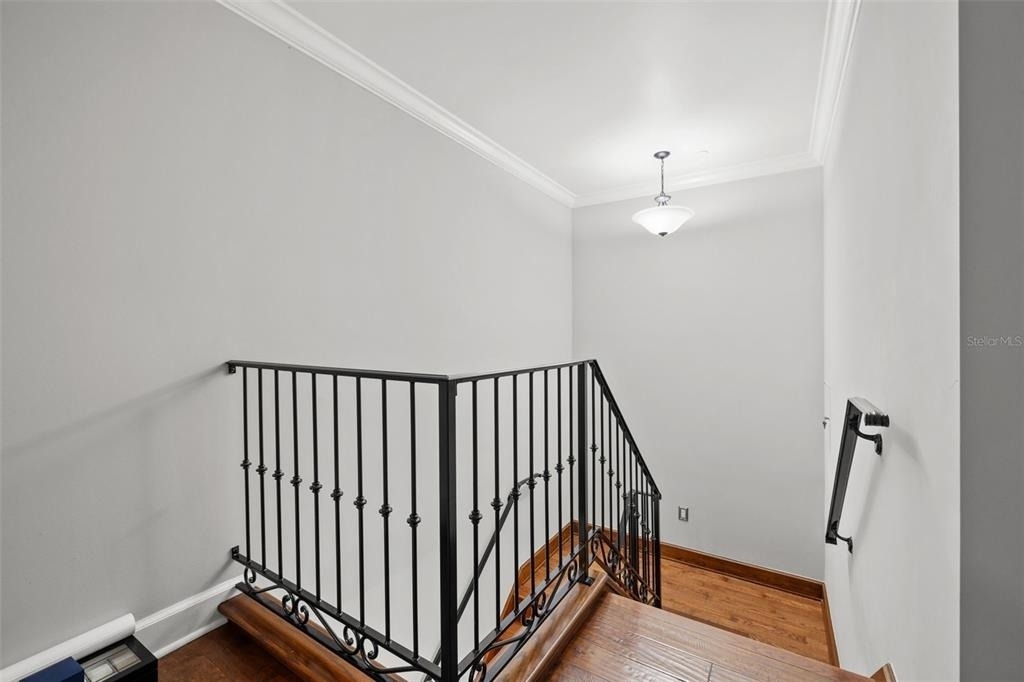 300 Beach Drive Ne - Photo 14