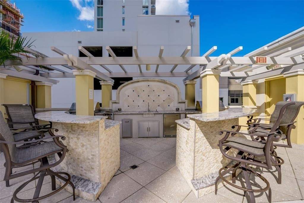 300 Beach Drive Ne - Photo 44