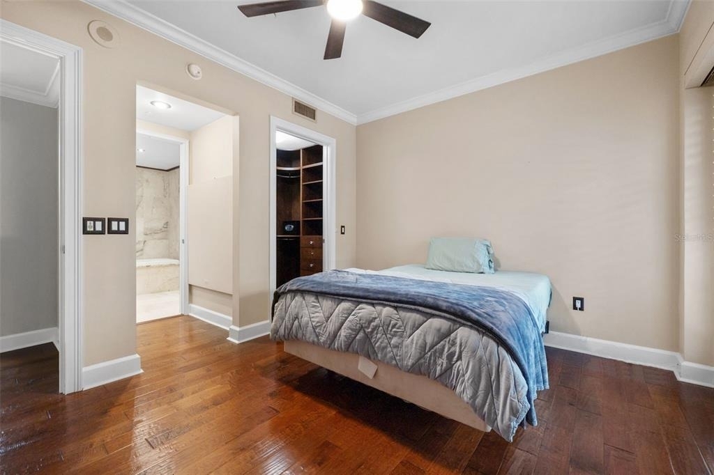 300 Beach Drive Ne - Photo 18