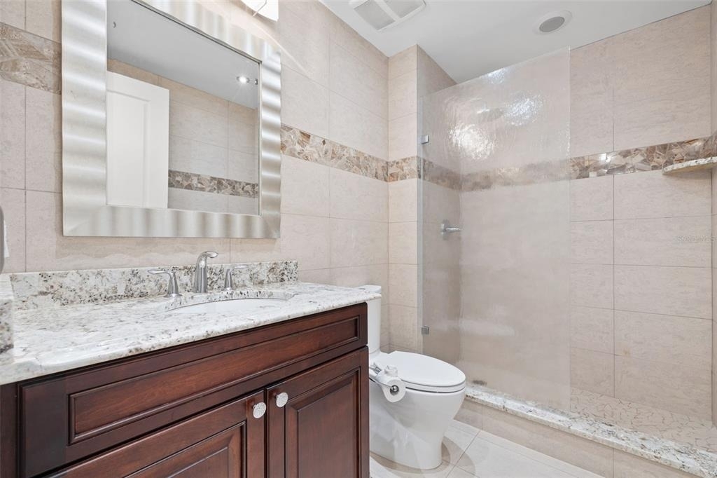 300 Beach Drive Ne - Photo 16
