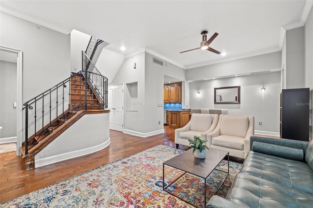 300 Beach Drive Ne - Photo 6