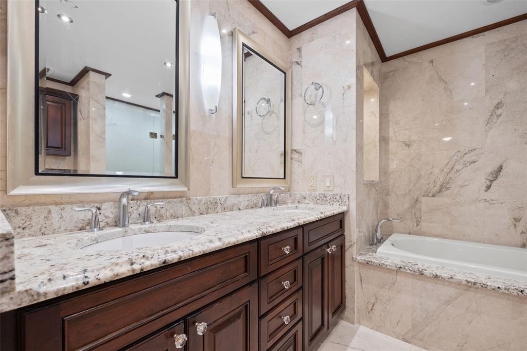 300 Beach Drive Ne - Photo 19
