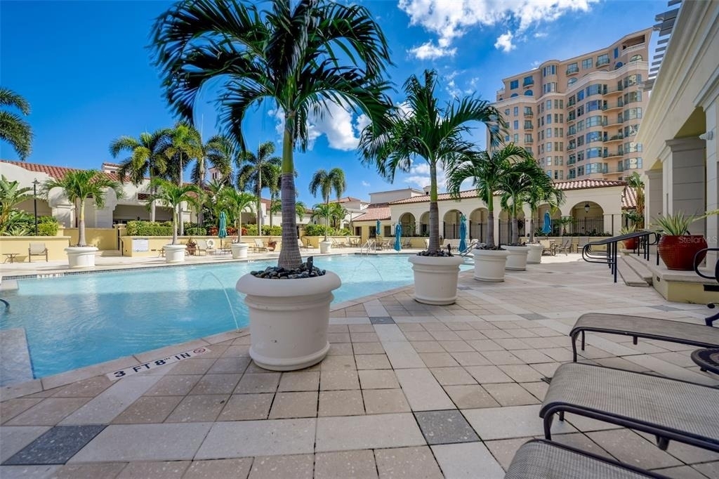300 Beach Drive Ne - Photo 41