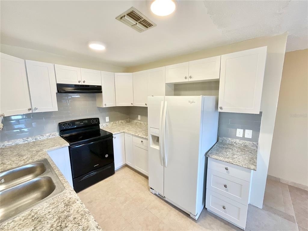 3127 Corona Drive - Photo 4