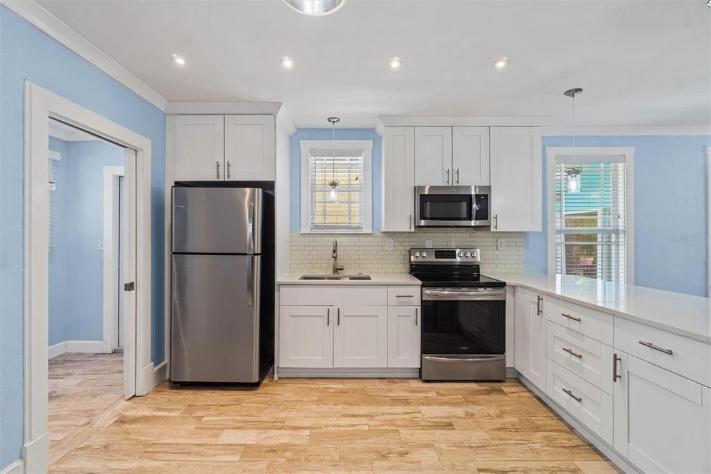 319 Bethel Avenue S - Photo 9