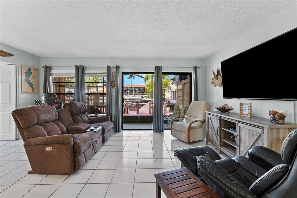 2571 Cyprus Drive - Photo 15