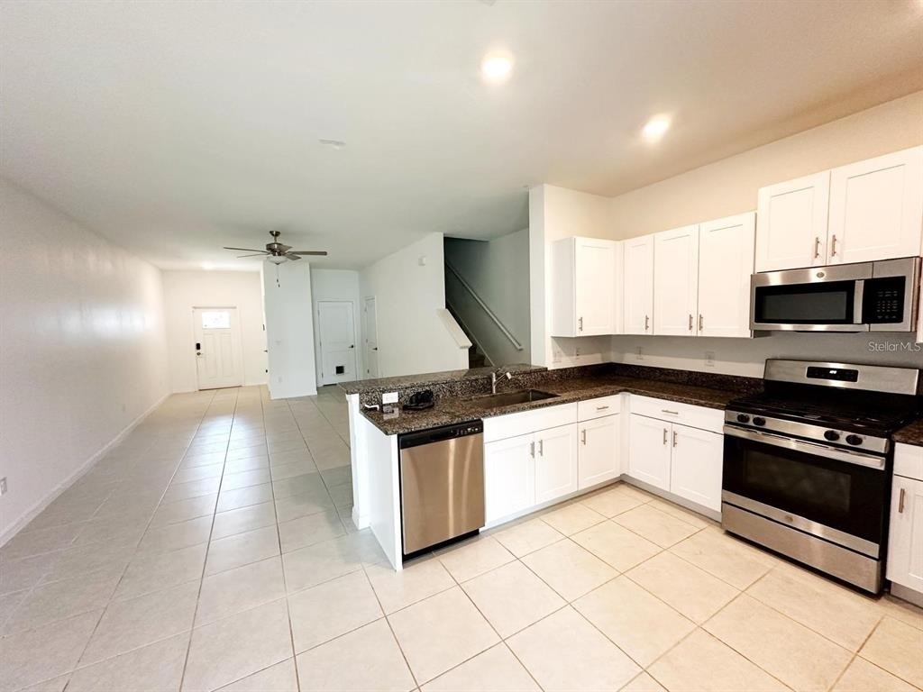 8239 Crescent Oaks Drive - Photo 7