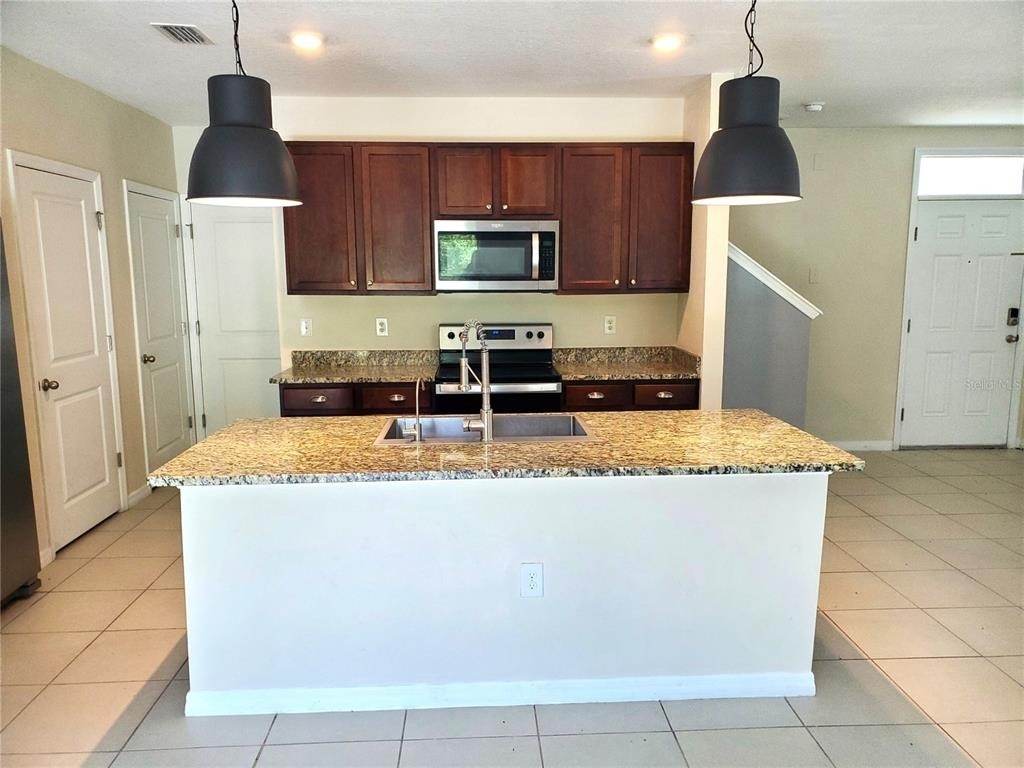 32871 Brooks Hawk Lane - Photo 15