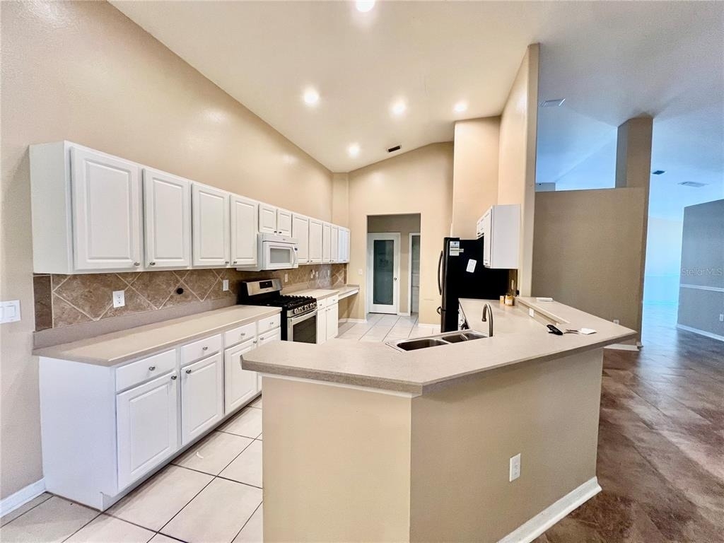 18241 Collridge Drive - Photo 17