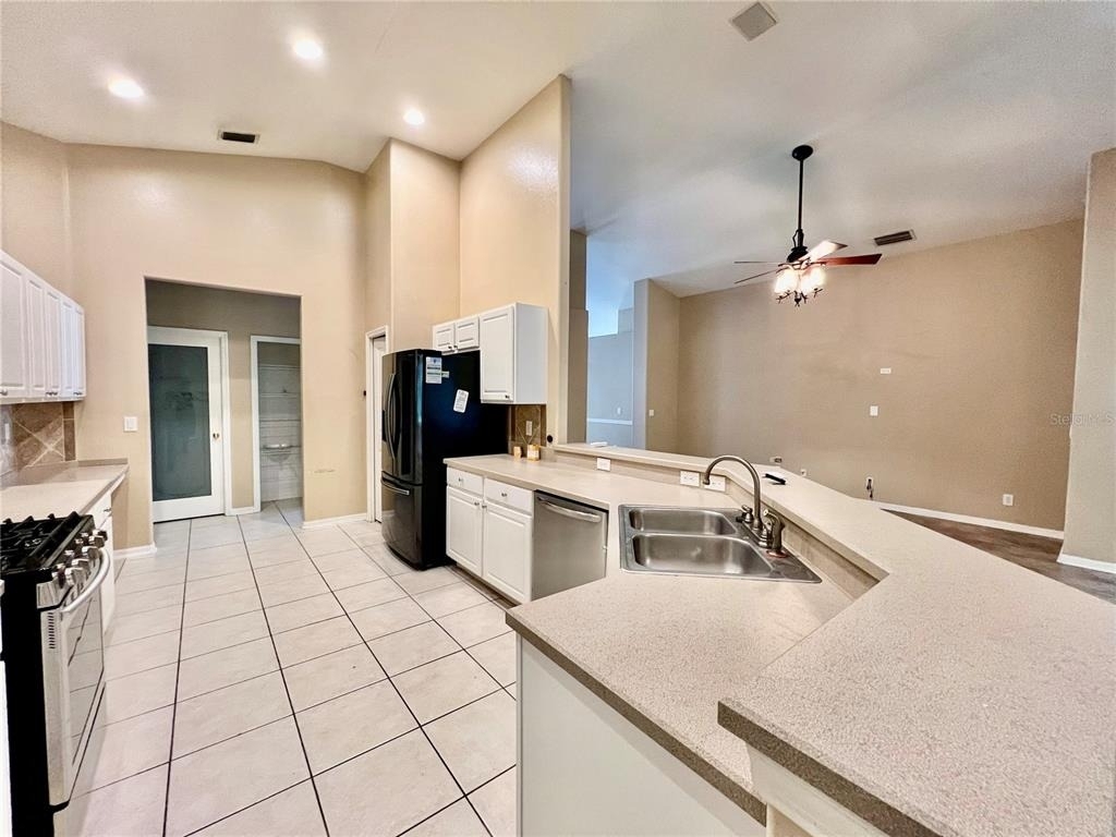 18241 Collridge Drive - Photo 19