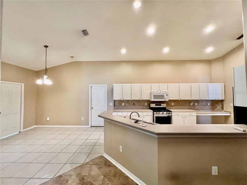 18241 Collridge Drive - Photo 16