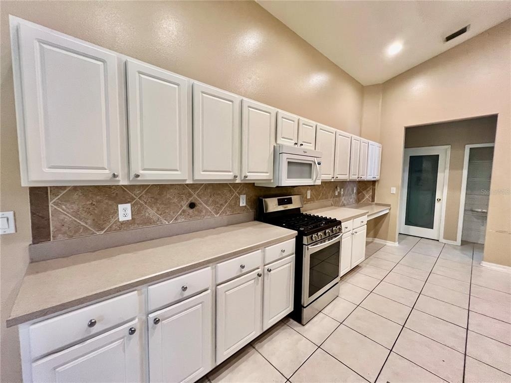 18241 Collridge Drive - Photo 18