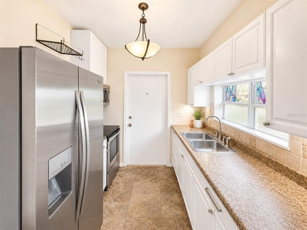 201 35th Street S - Photo 6