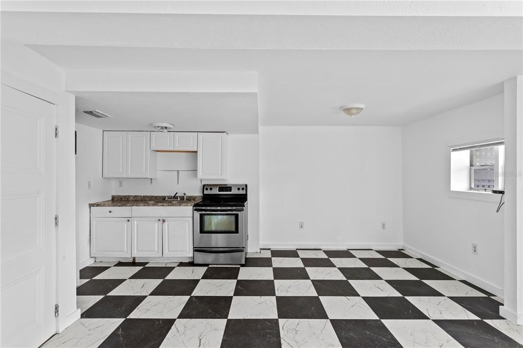 4103 N Howard Avenue - Photo 8