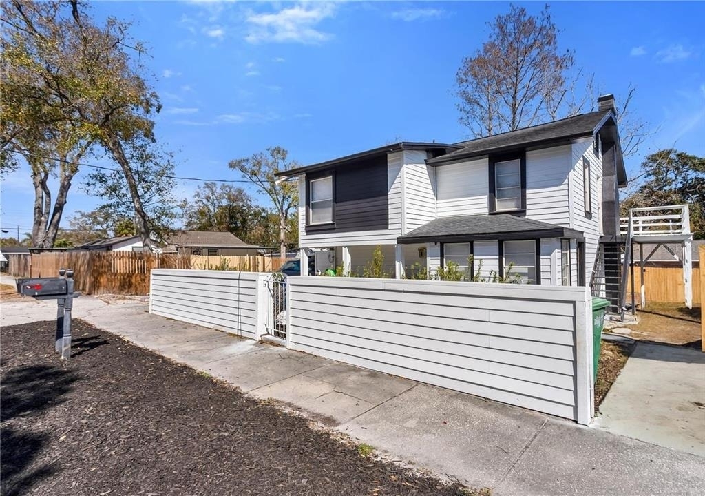 4103 N Howard Avenue - Photo 1