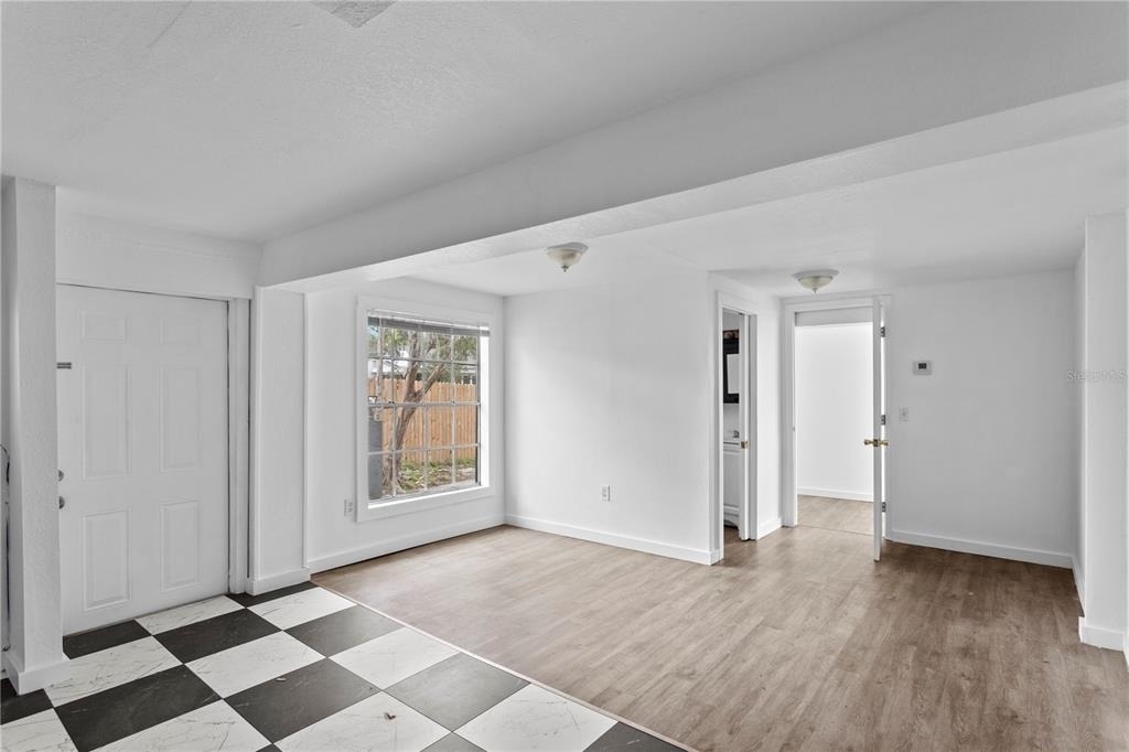 4103 N Howard Avenue - Photo 4