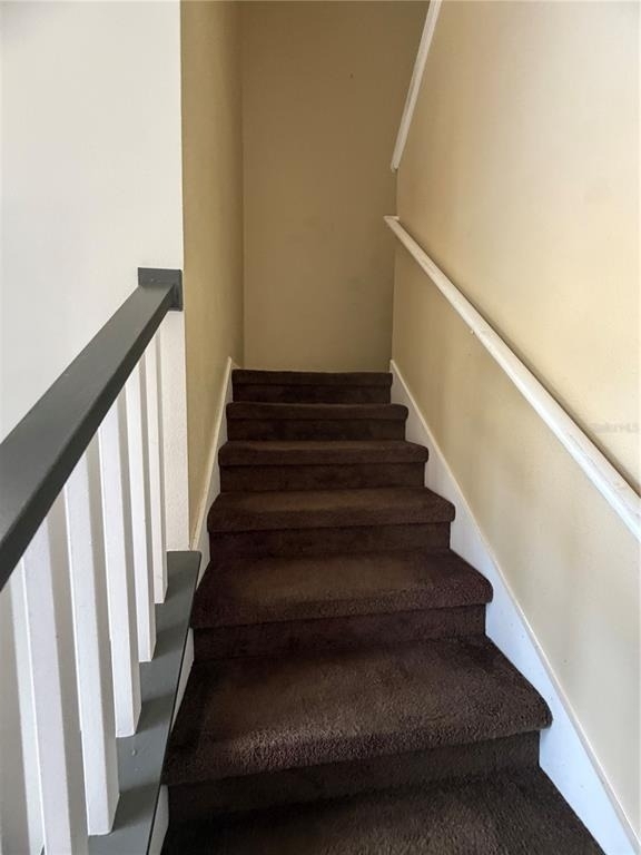 567 Hummingbird Court - Photo 9