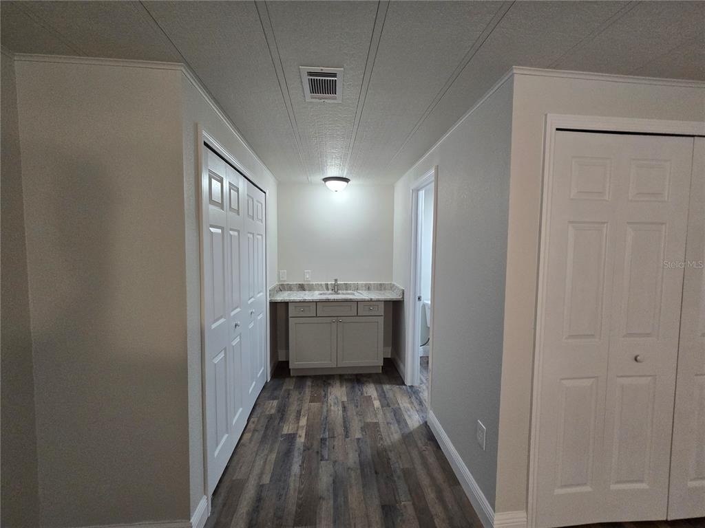 2875 Bay Avenue - Photo 8