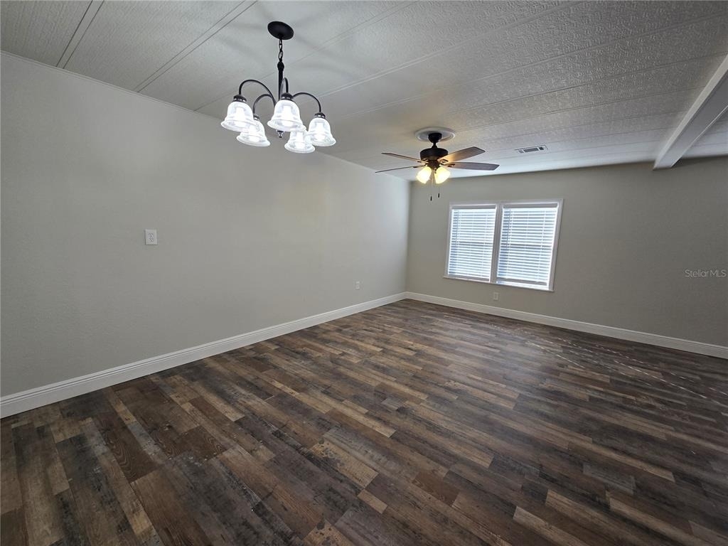 2875 Bay Avenue - Photo 4