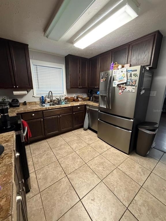 713 Illinois Avenue - Photo 5