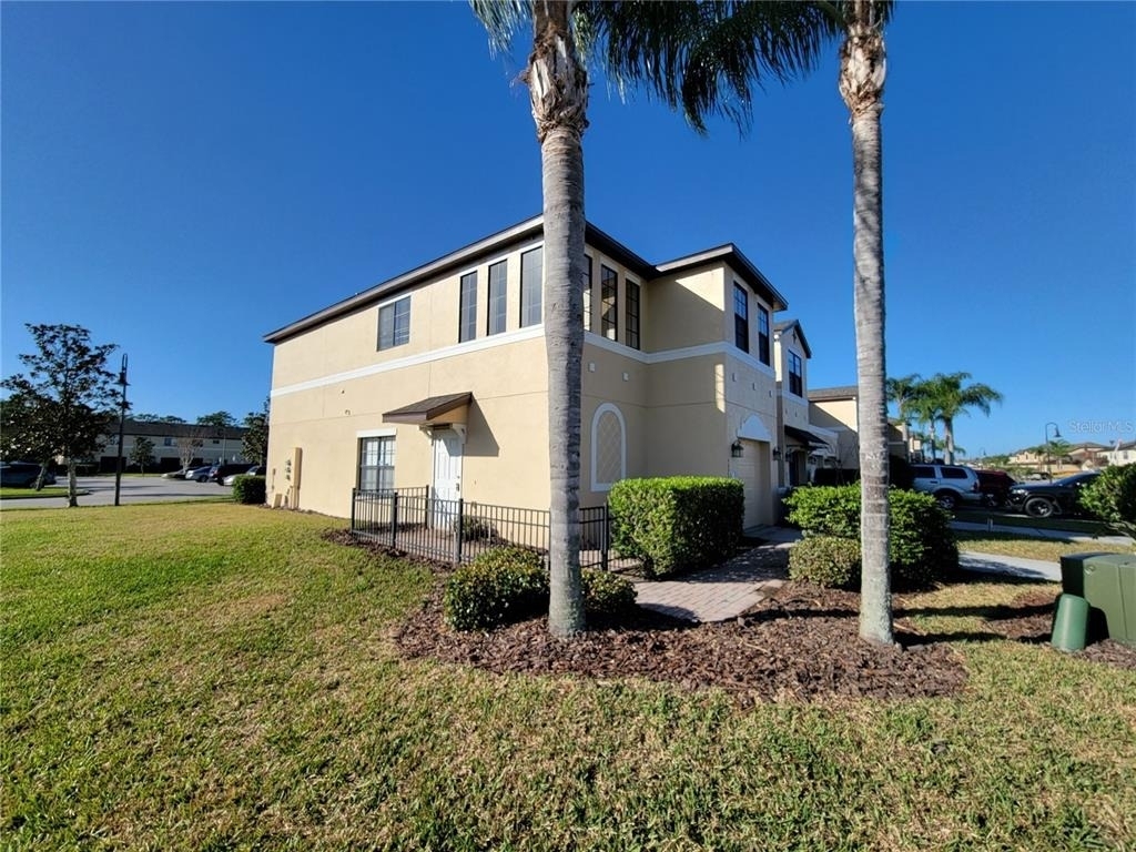 2223 Seven Oaks Drive - Photo 1