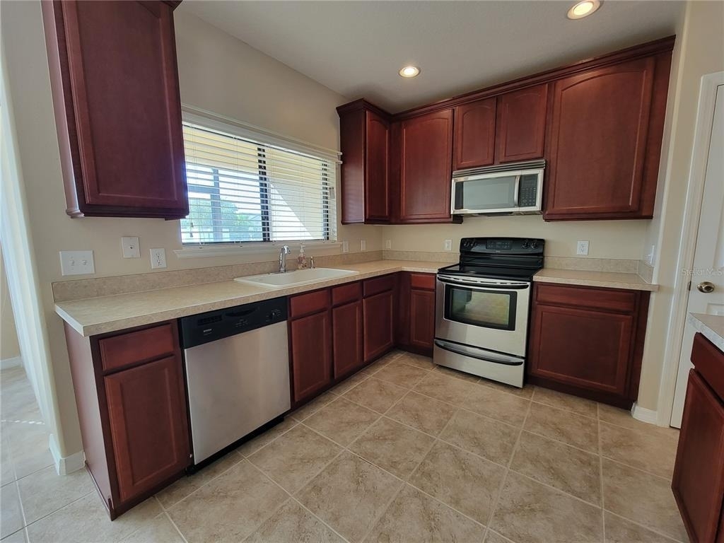 2223 Seven Oaks Drive - Photo 6