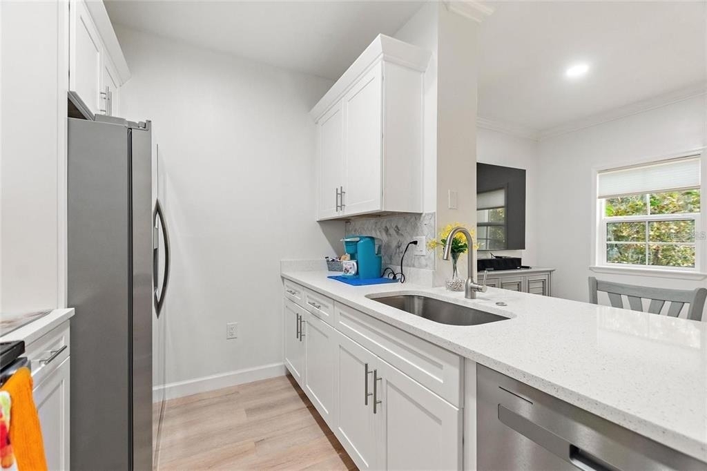516 Water Street - Photo 6