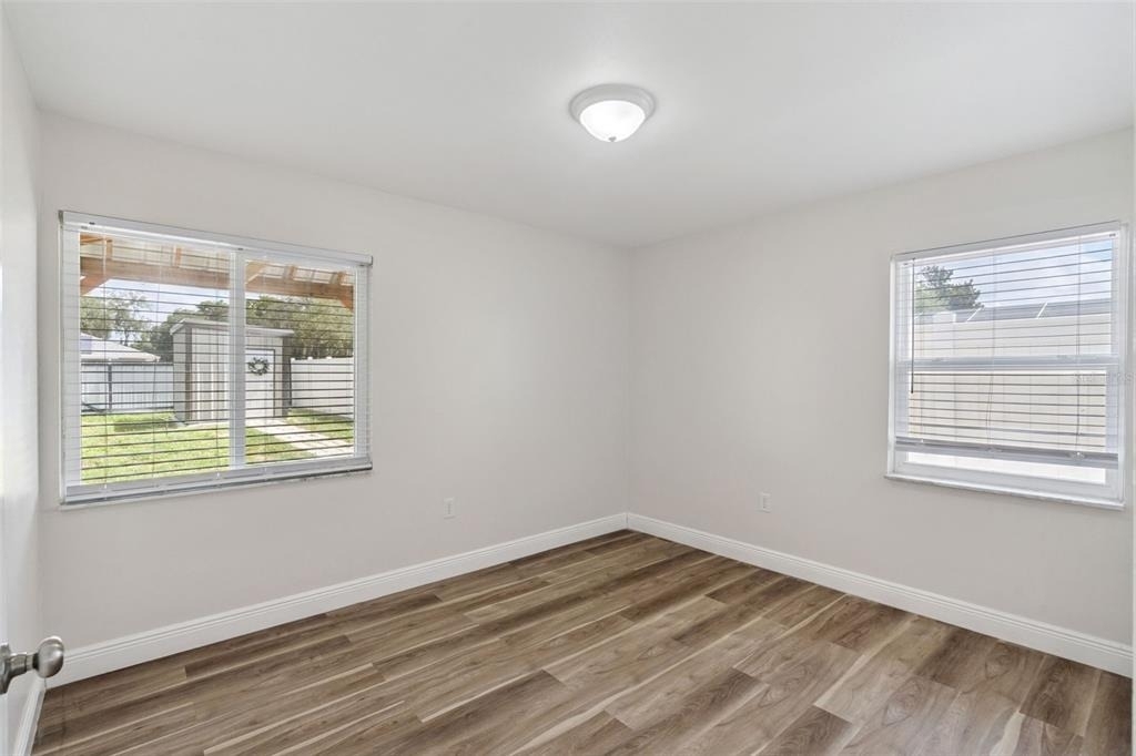 210 E Palm Street - Photo 8