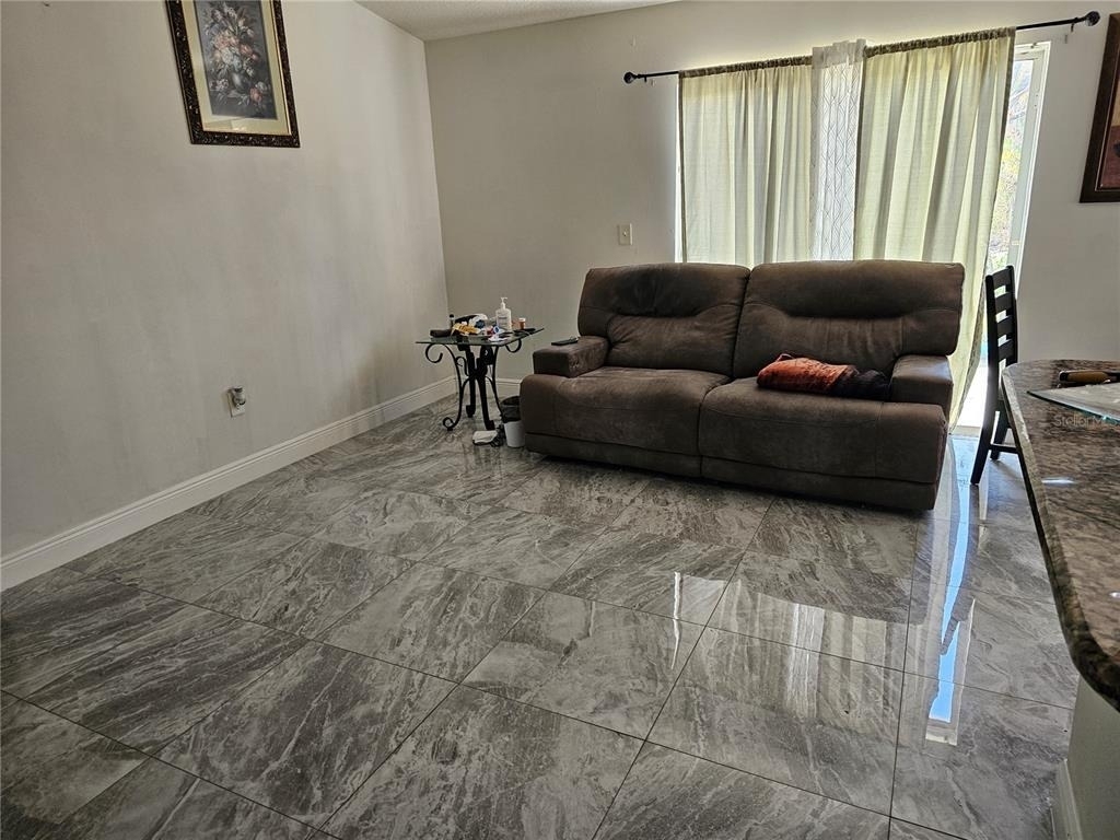 557 Eagle Court - Photo 15